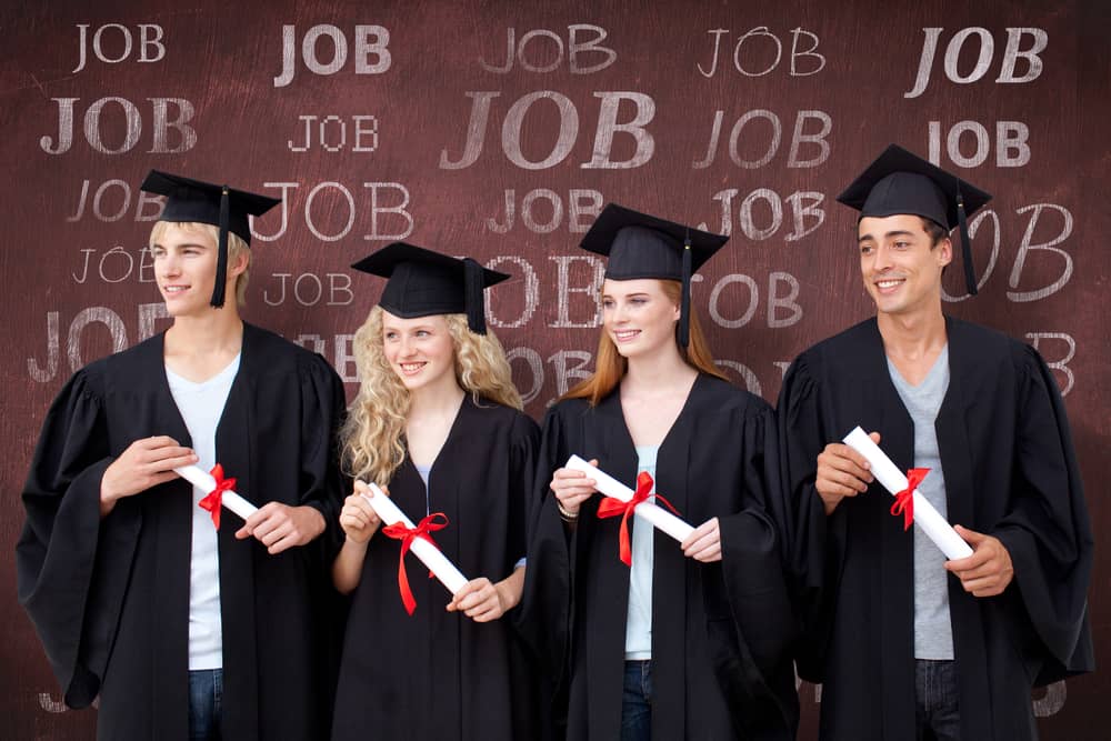 Why you should work with a staffing agency after graduation